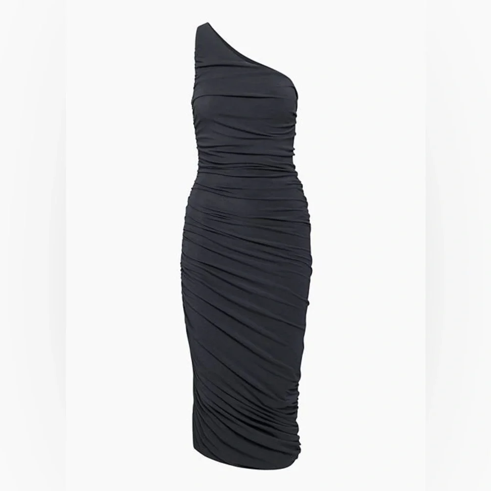 Aritzia Dress, Ten by Babaton
VERTIGO MIDI DRESS, navy - Picture 1 of 5